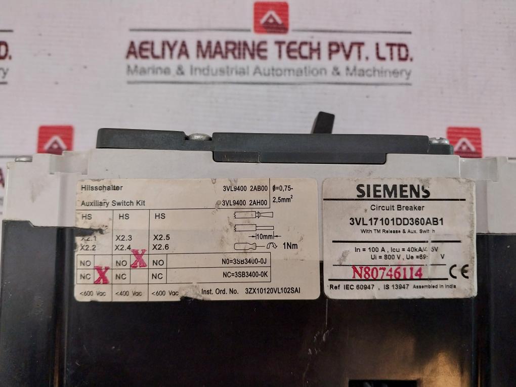 Siemens 3Vl1710-1Dd36-0Aa0 Circuit Breaker 50/60Hz
